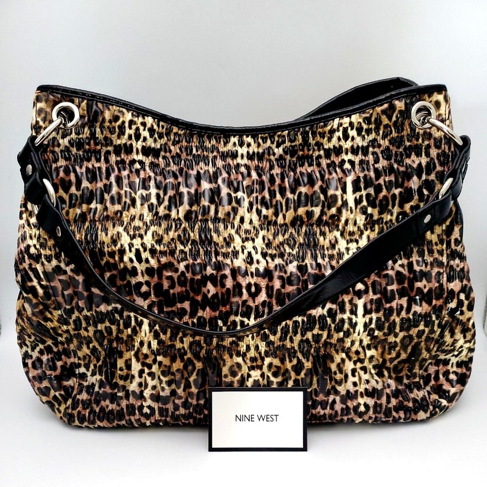 Nine West Wide Leopard / Cheetah Print Patent Faux Leather Purse Black Bottom - Picture 6 of 12
